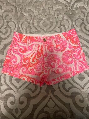 Lilly Pulitzer Pink Walsh Shorts Size 4